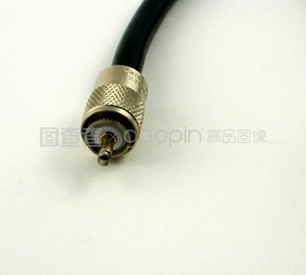 同轴电缆与电线连接器 从选型到安装的实用指南